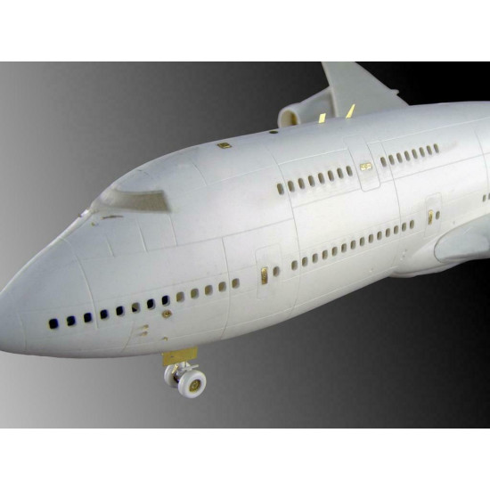 1/144 Boeing 747 (Revell) 1:144 Metallic Details MD14416